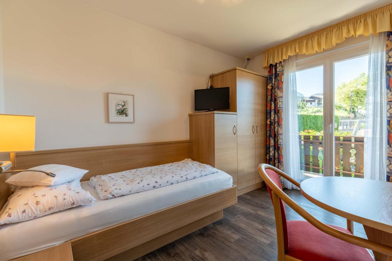 Garni Duerrenstein Hotel Schenna Exterior photo
