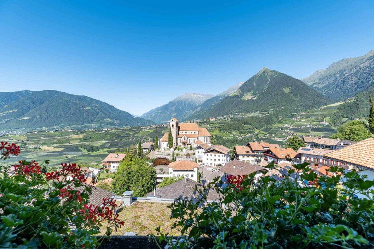 Garni Duerrenstein Hotel Schenna Exterior photo